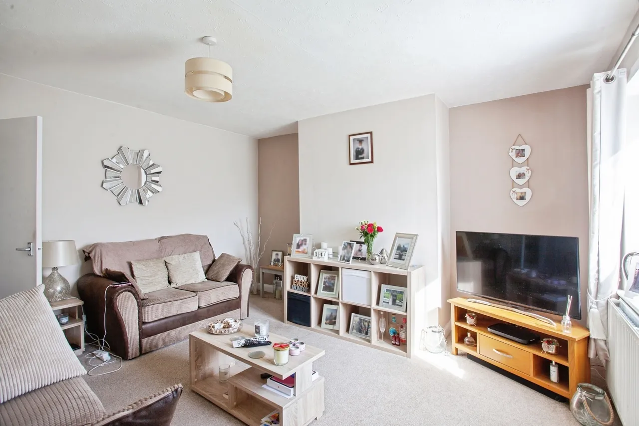 Steven Crescent, Chapeltown, Sheffield, S35, photo 3