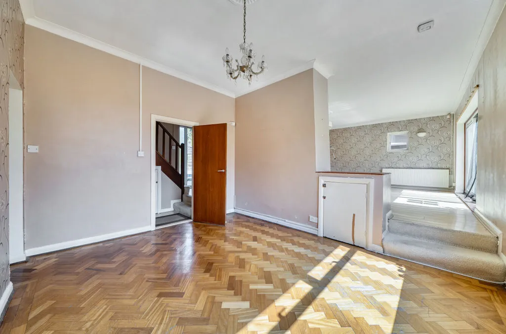 Pampisford Road, Purley CR8 2NF, photo 5