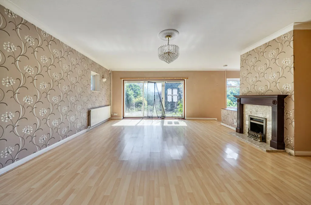 Pampisford Road, Purley CR8 2NF, photo 3