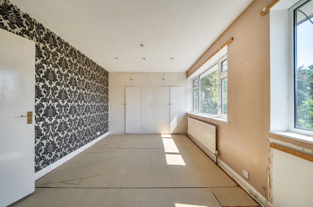 Pampisford Road, Purley CR8 2NF, photo 12