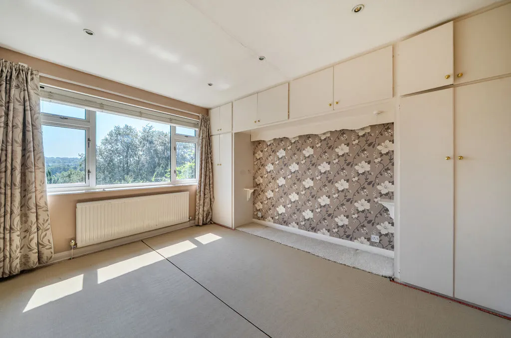 Pampisford Road, Purley CR8 2NF, photo 11