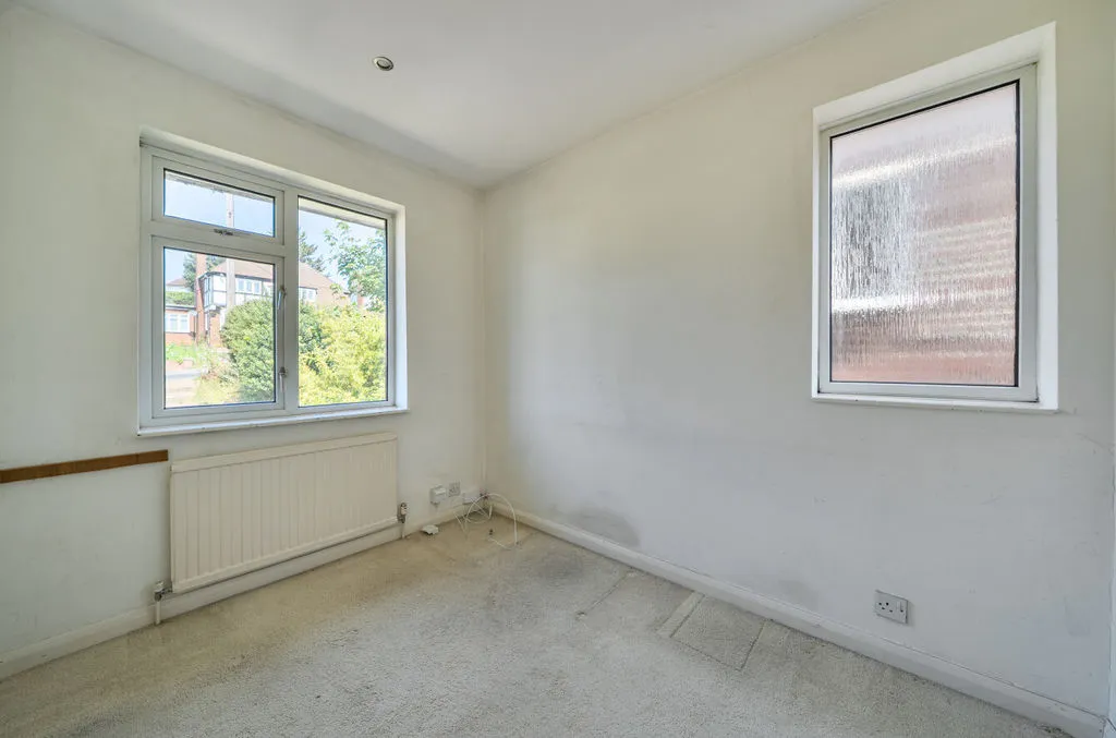 Pampisford Road, Purley CR8 2NF, photo 17