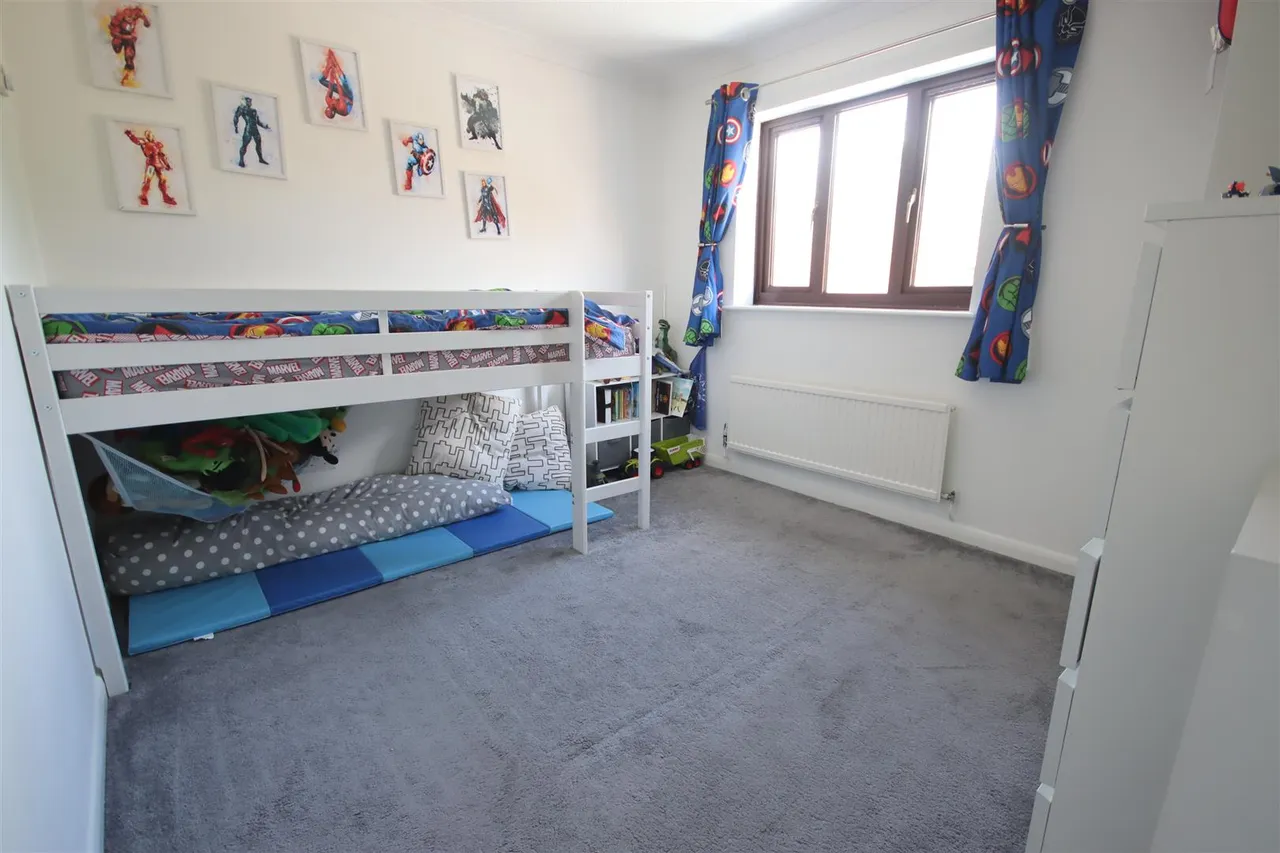 Hatherell Road, Chippenham, photo 12