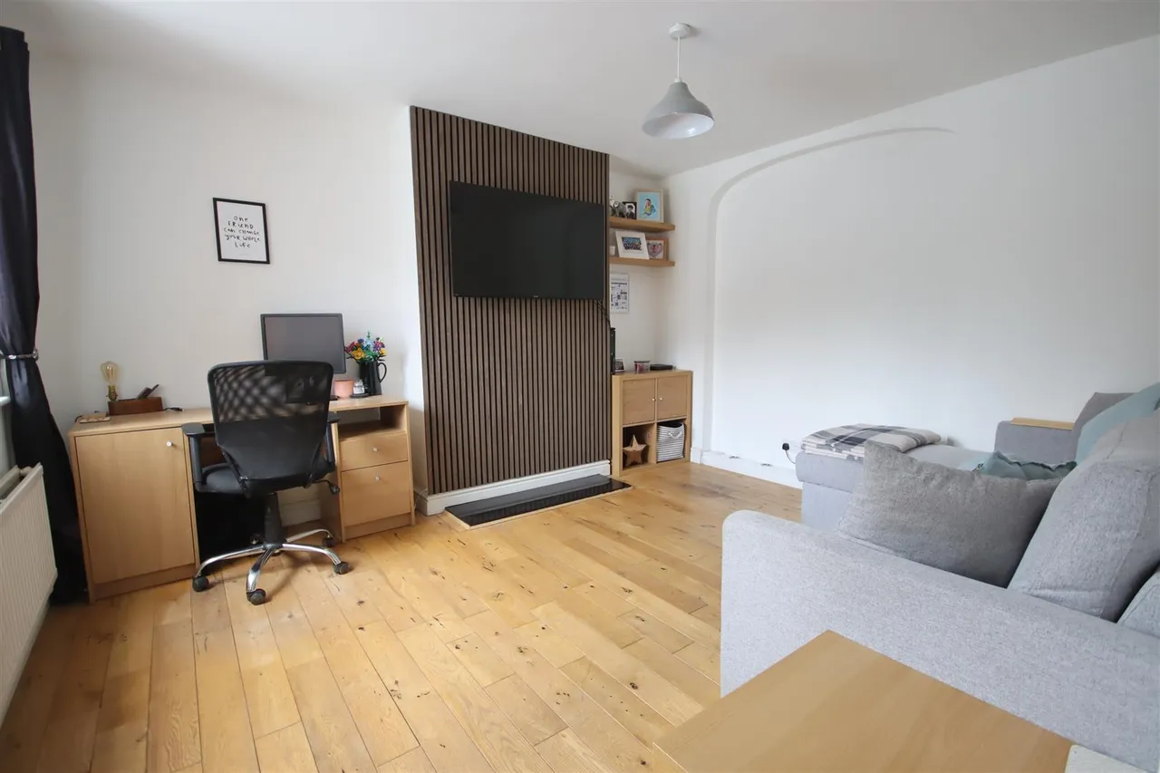 Hatherell Road, Chippenham, photo 3