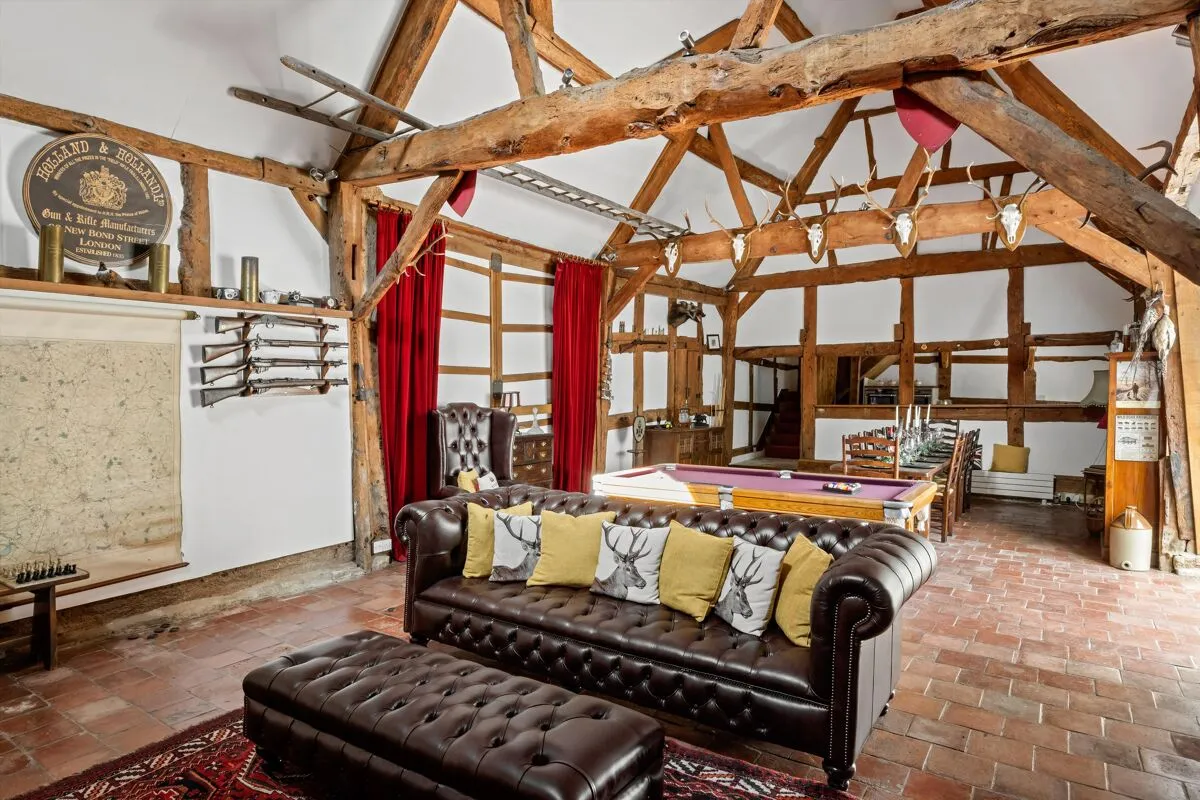 Woolstone, Cheltenham, GL52, photo 26
