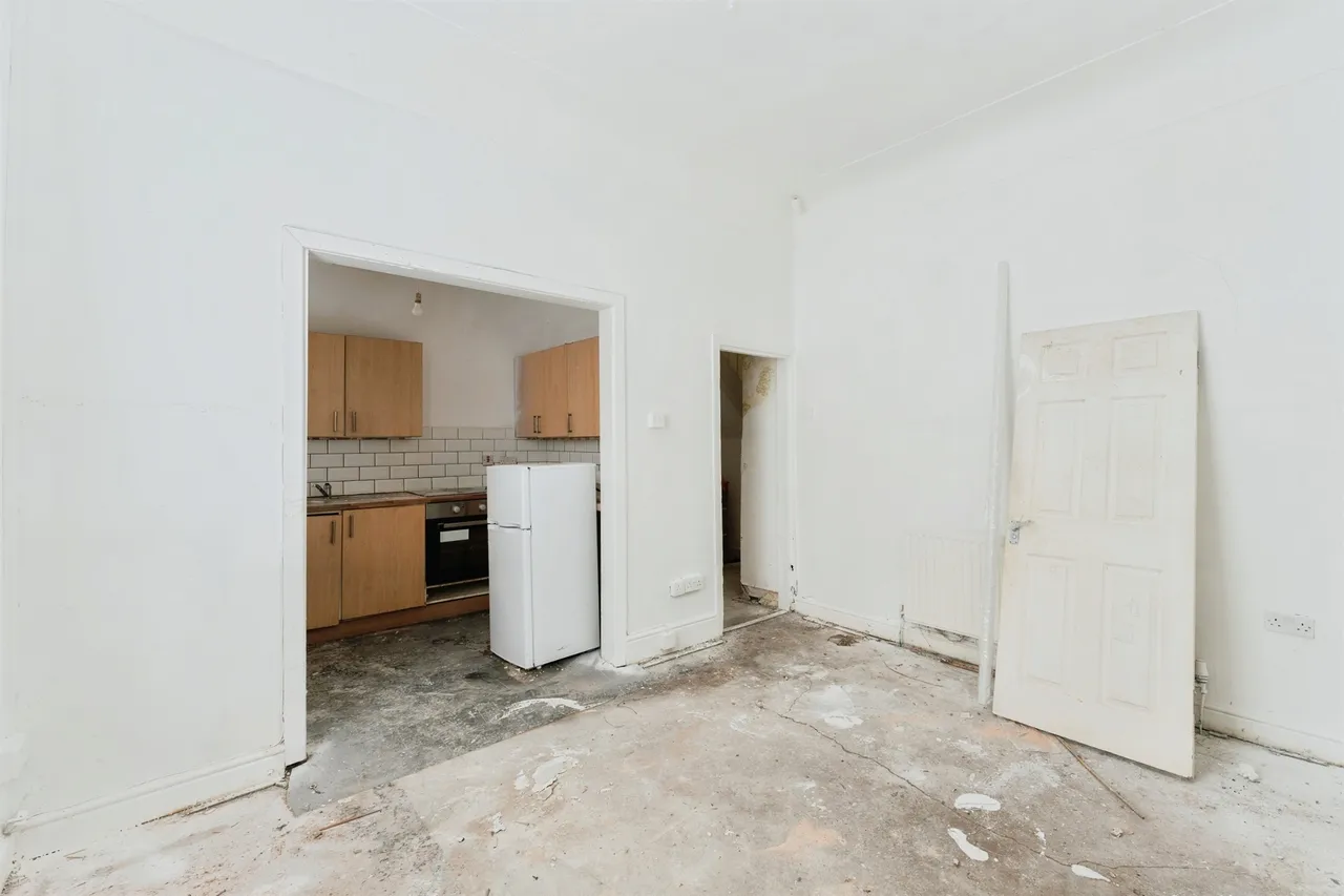 Buxton Road, Birkenhead, CH42, photo 5
