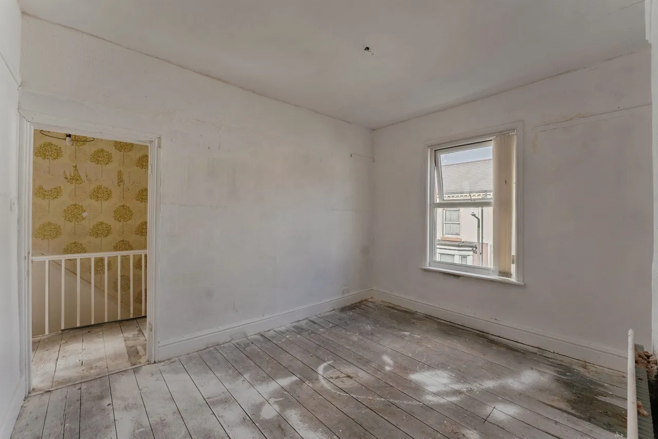 Buxton Road, Birkenhead, CH42, photo 11