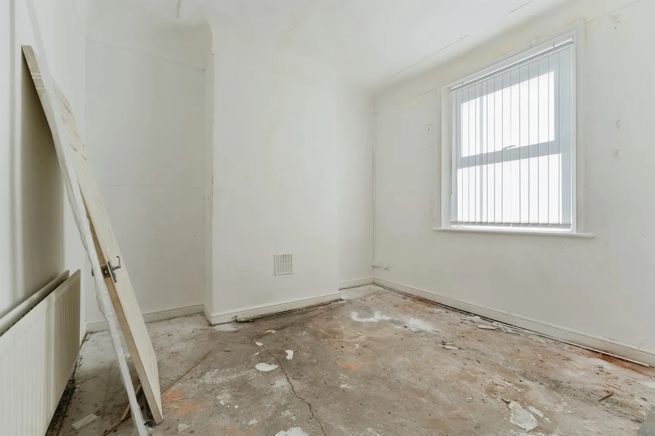 Buxton Road, Birkenhead, CH42, photo 13
