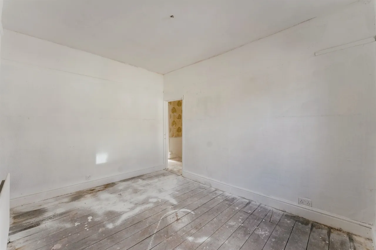 Buxton Road, Birkenhead, CH42, photo 15