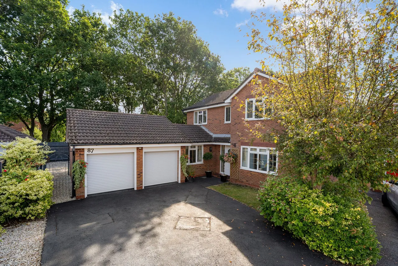 Dorchester Park, Runcorn, WA7 1QB, photo 32