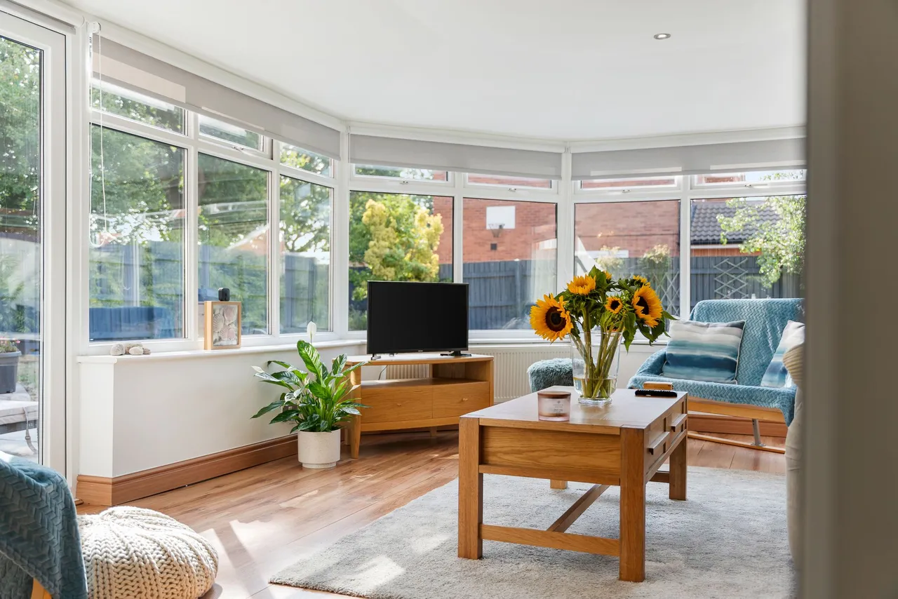 Dorchester Park, Runcorn, WA7 1QB, photo 8