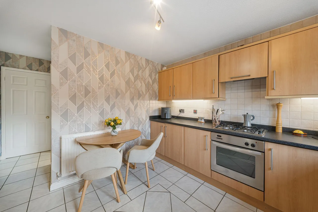 Dorchester Park, Runcorn, WA7 1QB, photo 11