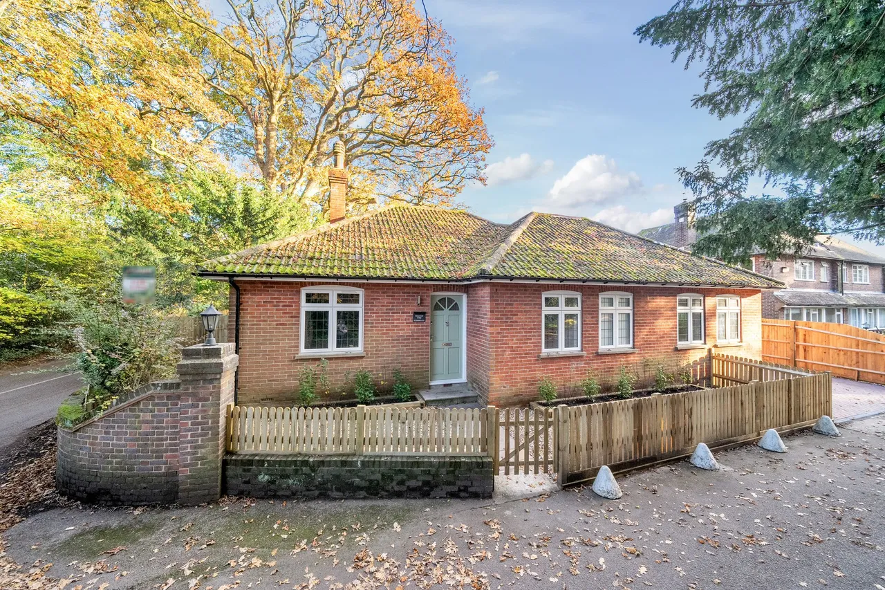 Merrywood Lane, Thakeham, RH20, photo 23