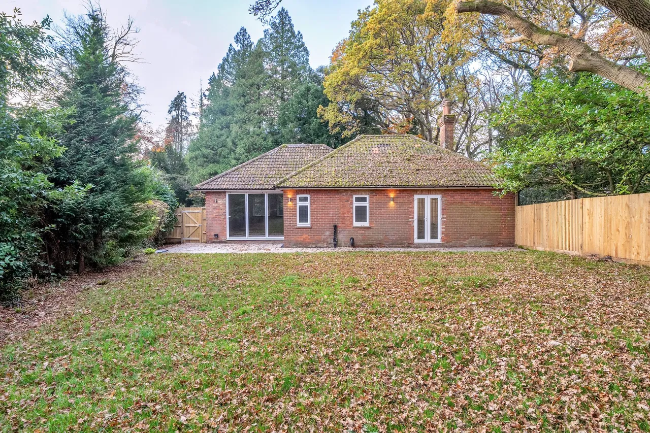 Merrywood Lane, Thakeham, RH20, photo 8