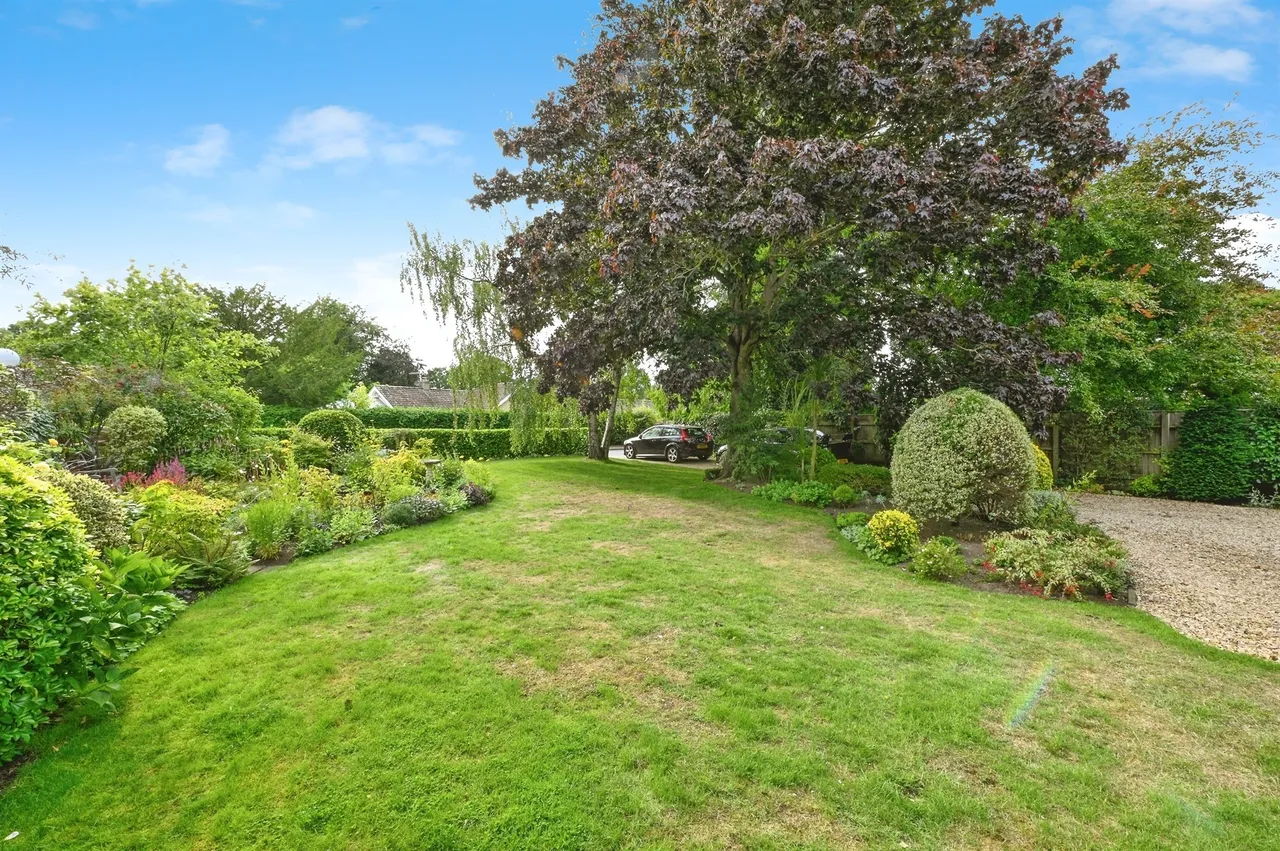 Cedar Grove, North Runcton, PE33, photo 15