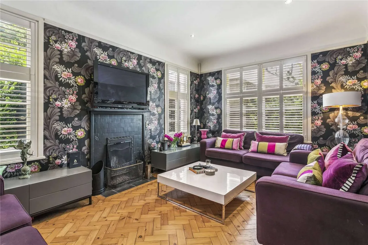 Templewood Lane, Farnham Common, SL2, photo 4