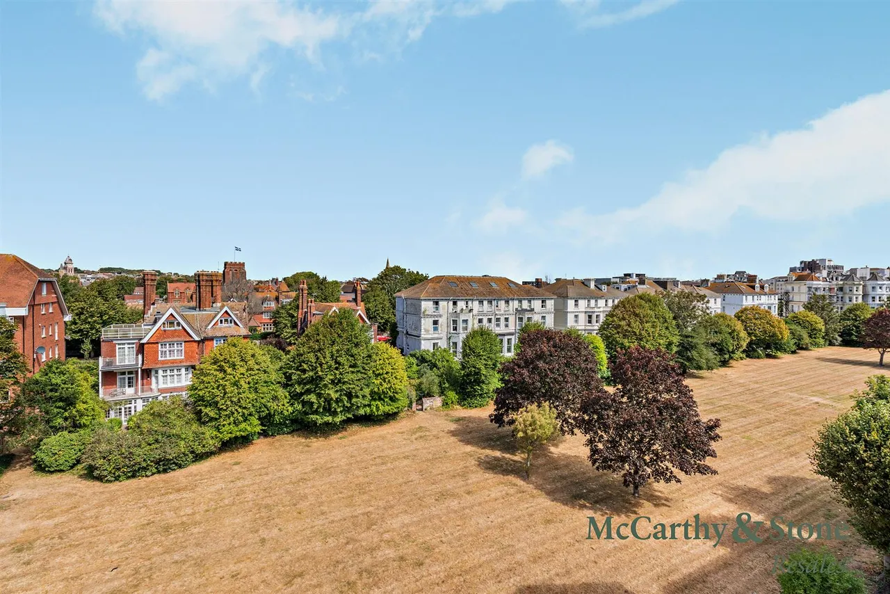 Jevington Gardens, Eastbourne, BN21, photo 23