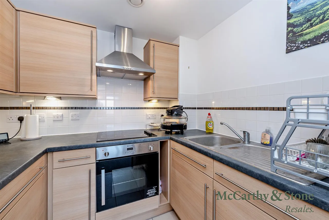 Jevington Gardens, Eastbourne, BN21, photo 15