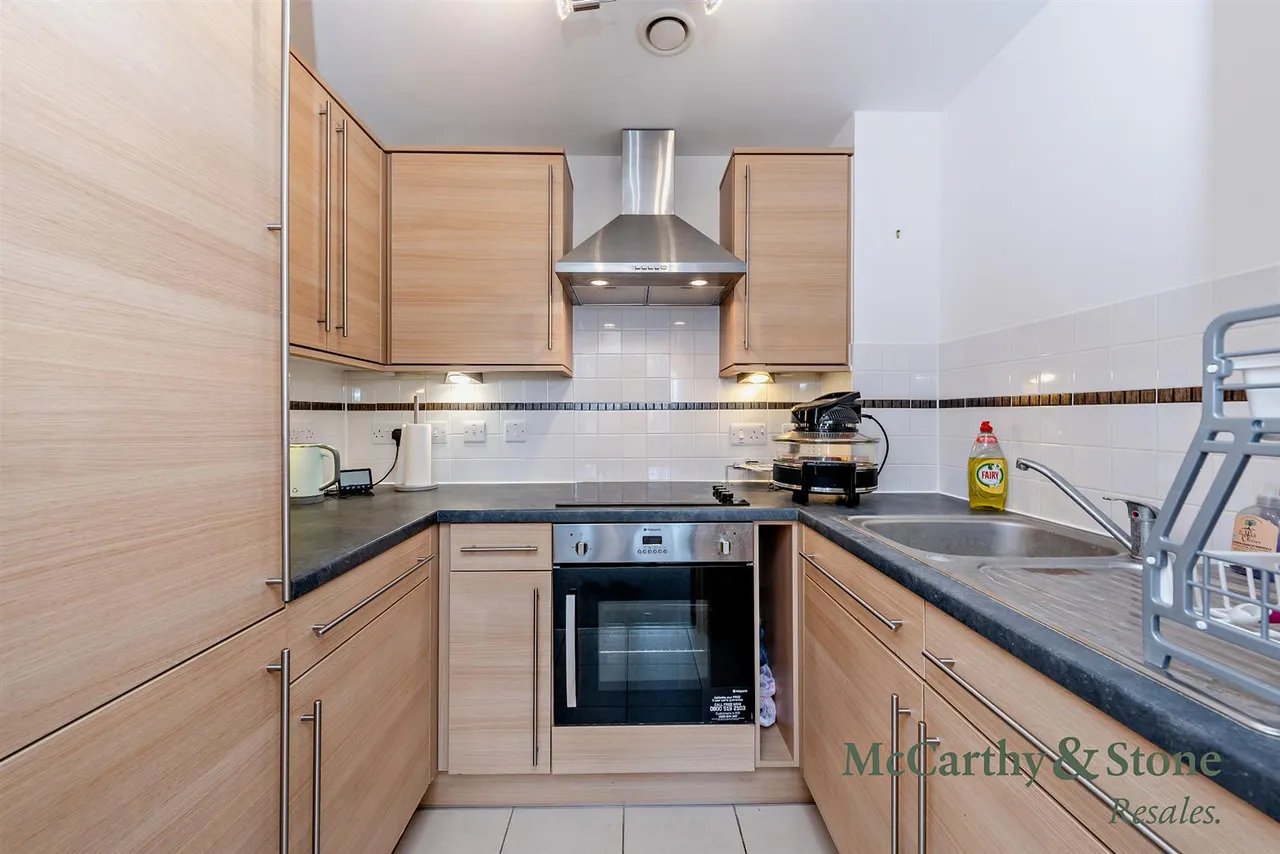 Jevington Gardens, Eastbourne, BN21, photo 4