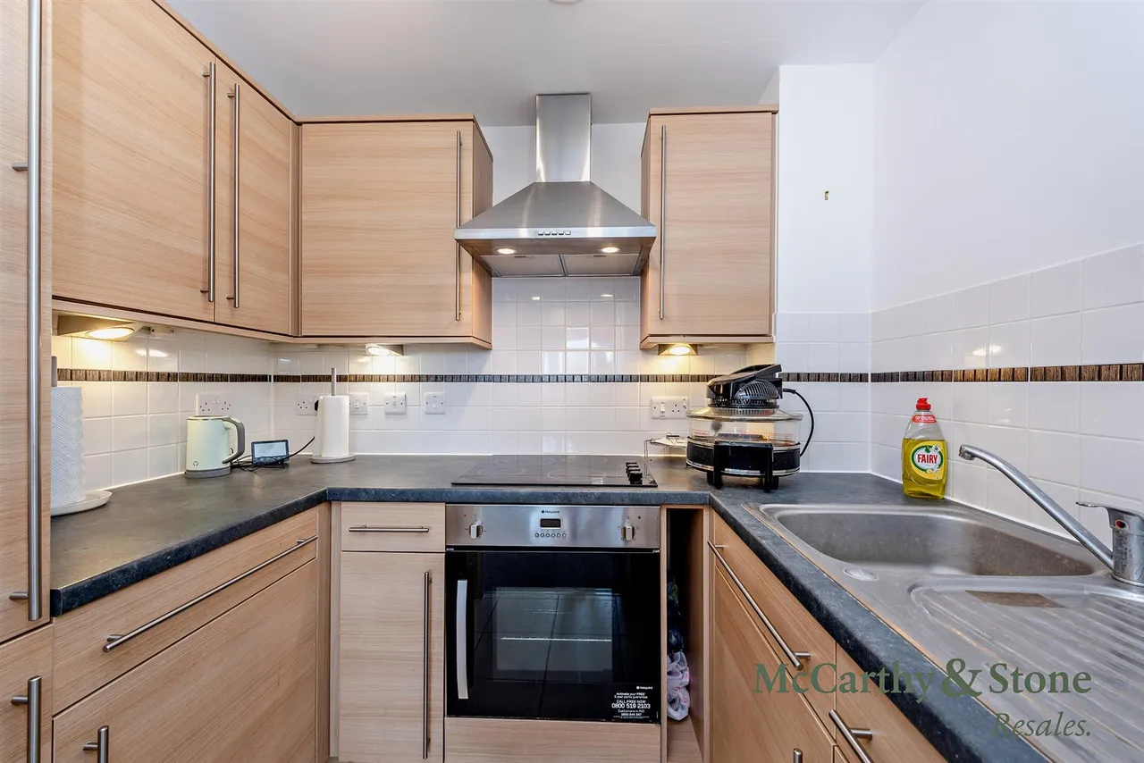 Jevington Gardens, Eastbourne, BN21, photo 14