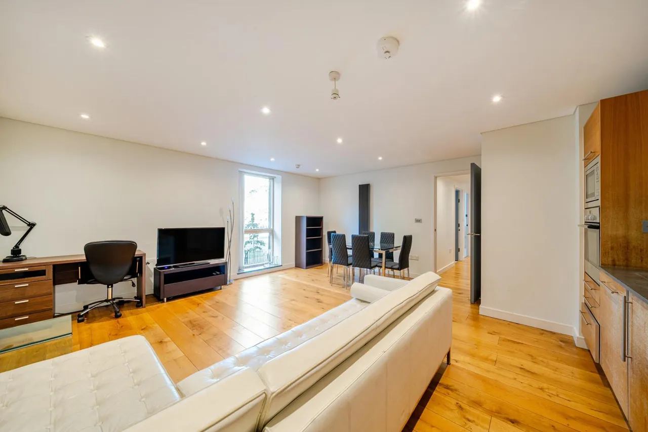 Bermondsey Square, SE1, photo 11
