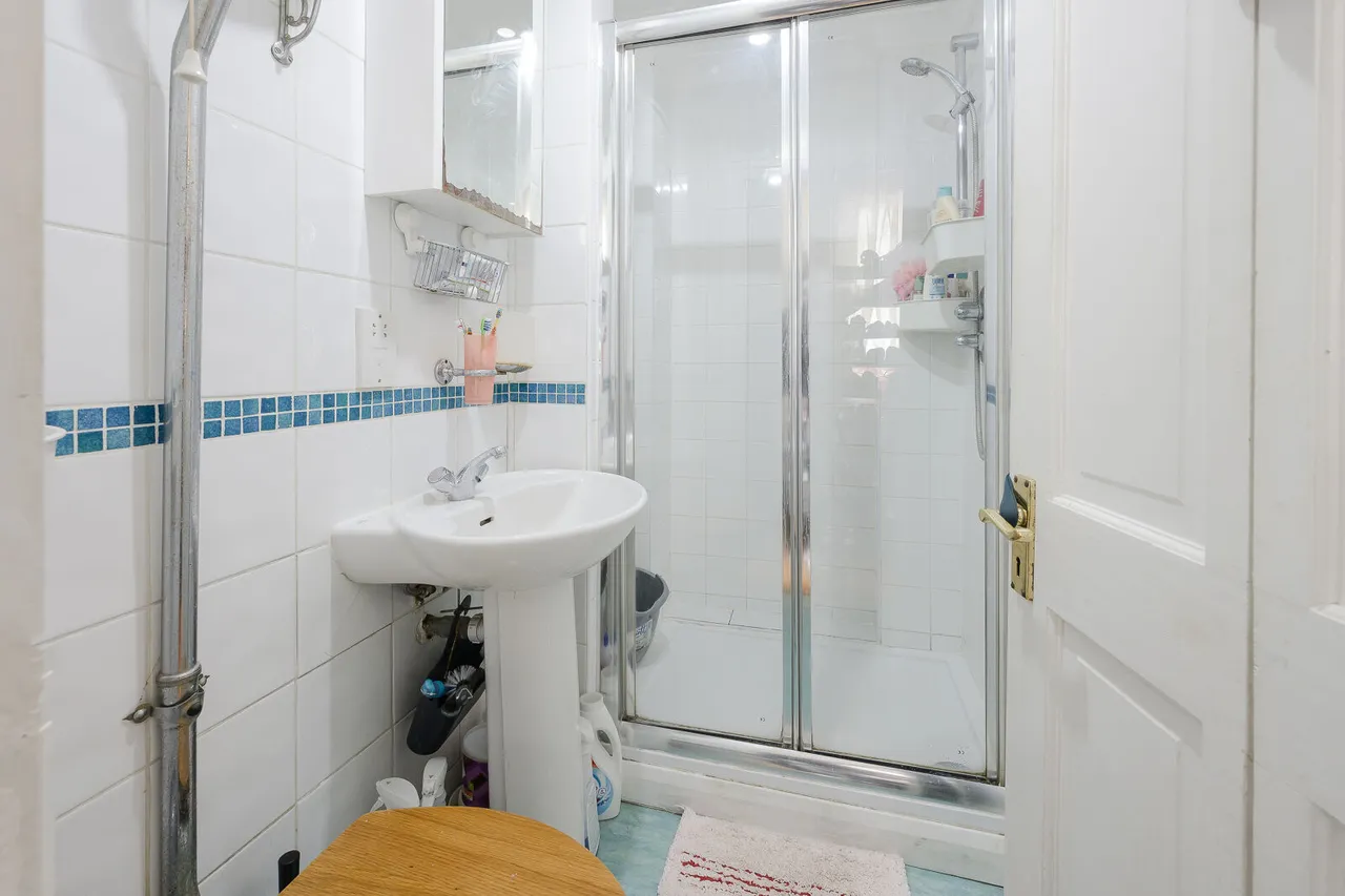 Haydons Road, London, SW19, photo 5