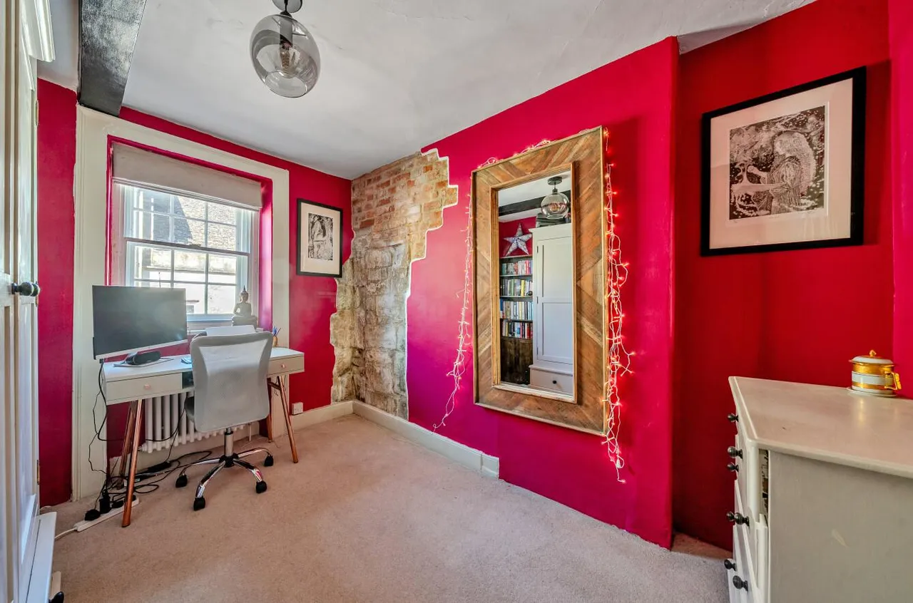 Gloucester Street, Malmesbury, SN16, photo 13