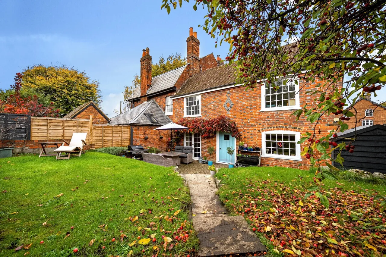 London Road, Marlborough, SN8, photo 3