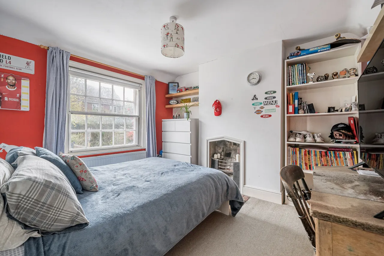 London Road, Marlborough, SN8, photo 12