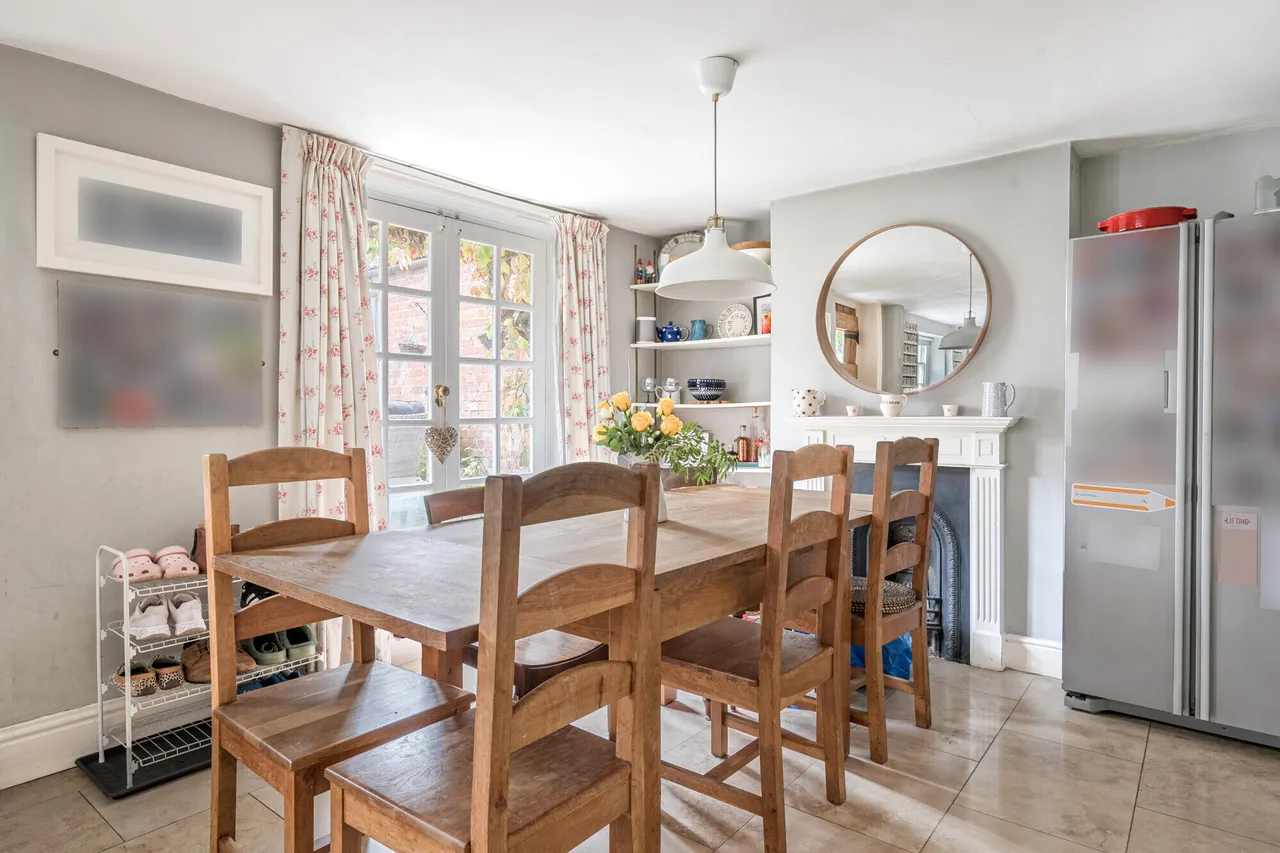 London Road, Marlborough, SN8, photo 6