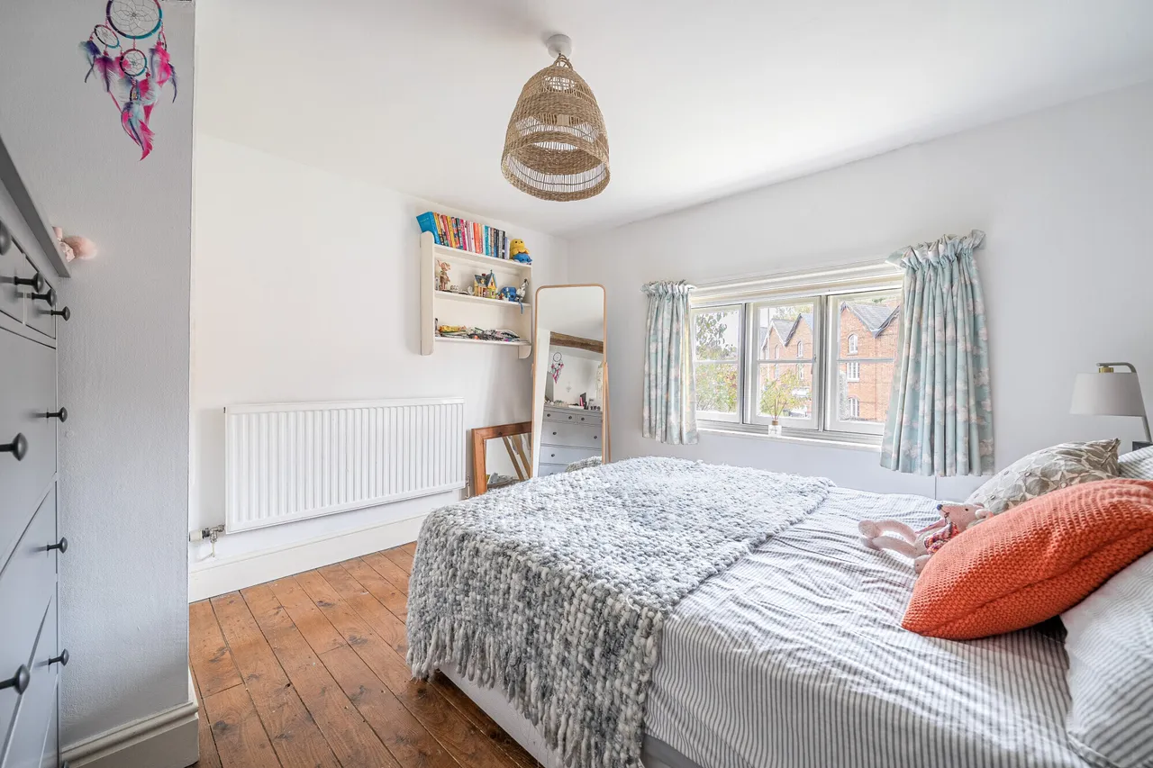 London Road, Marlborough, SN8, photo 11