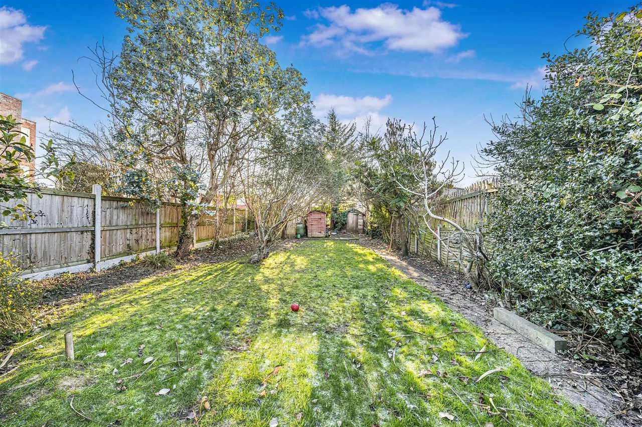 Westward Road, Chingford, E4 8QG, photo 12