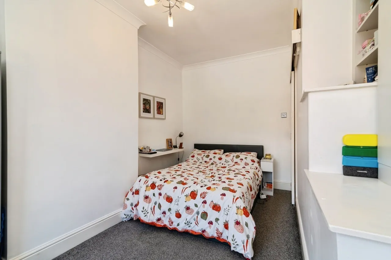 Vale Road, Colwick, Nottingham, Nottinghamshire, NG4, photo 8