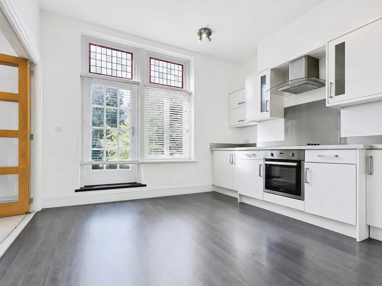 Clarence Drive, Harrogate, HG1, photo 2