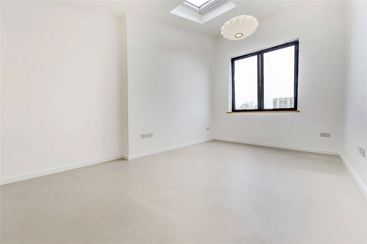 Pittville Gardens, London, SE25, photo 12