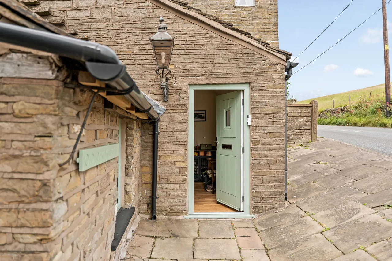 Church Lane, Rainow, photo 2