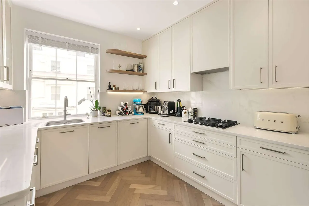 Eaton Square, Belgravia, London, SW1W 9DF, photo 3