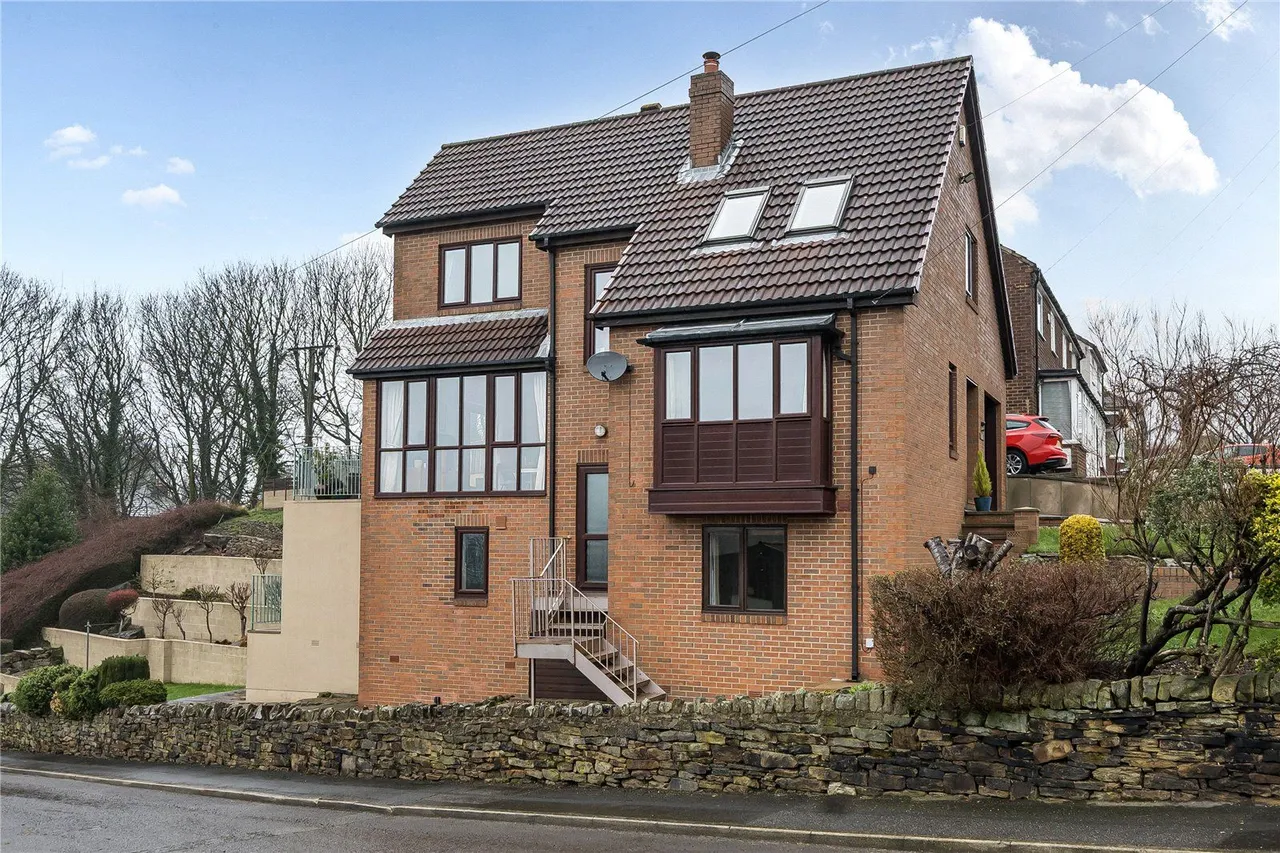 New Occupation Lane, Pudsey, LS28, photo 4