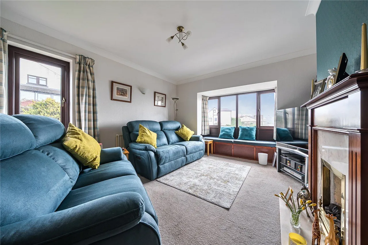 New Occupation Lane, Pudsey, LS28, photo 8