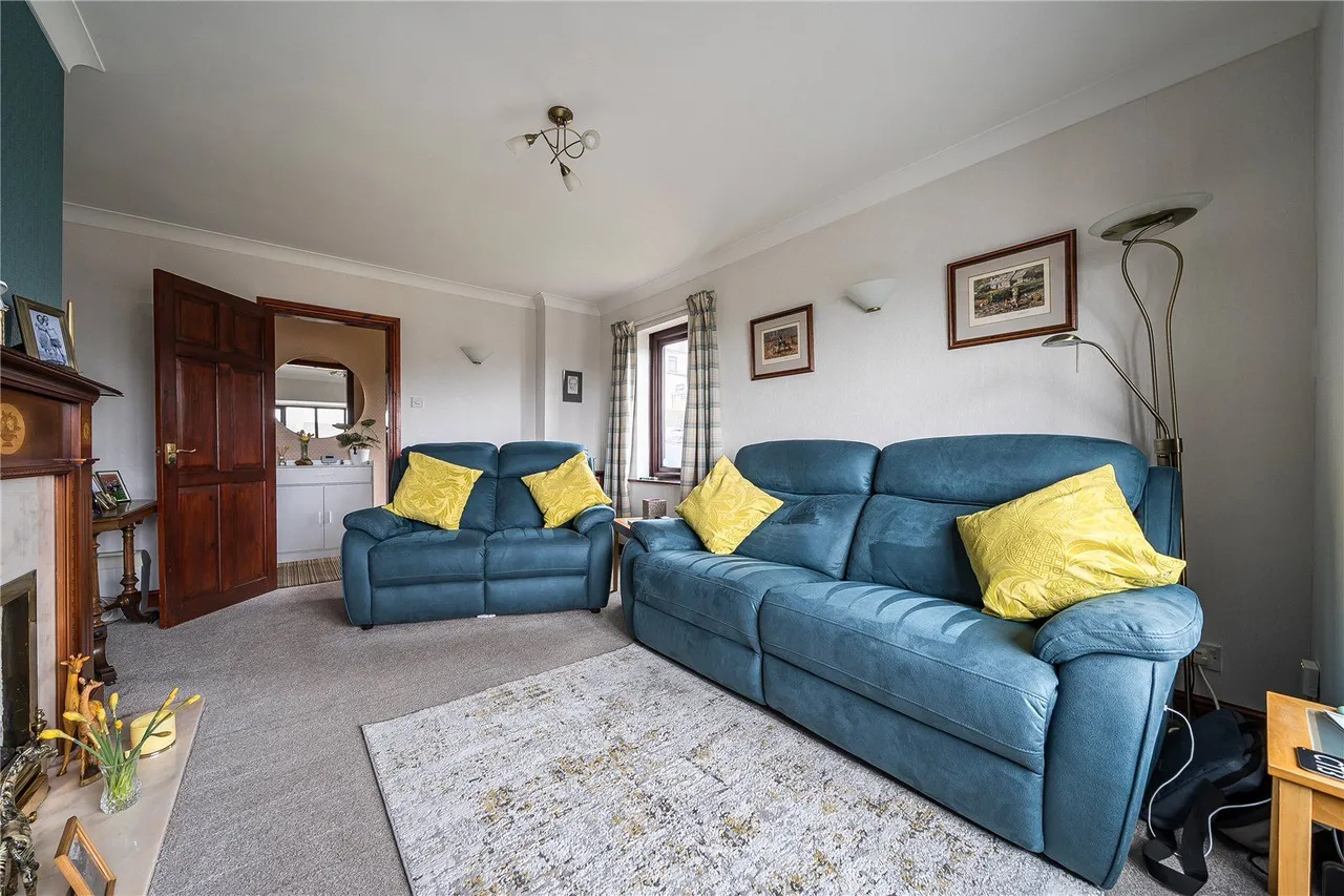 New Occupation Lane, Pudsey, LS28, photo 13