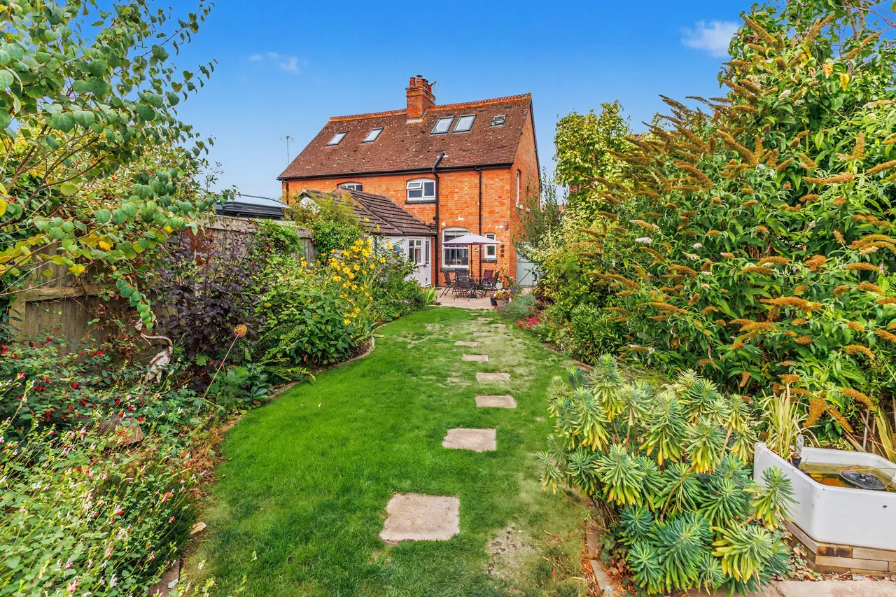 Farm Street, Fladbury, WR10, photo 4