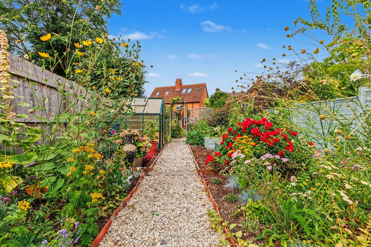 Farm Street, Fladbury, WR10, photo 30