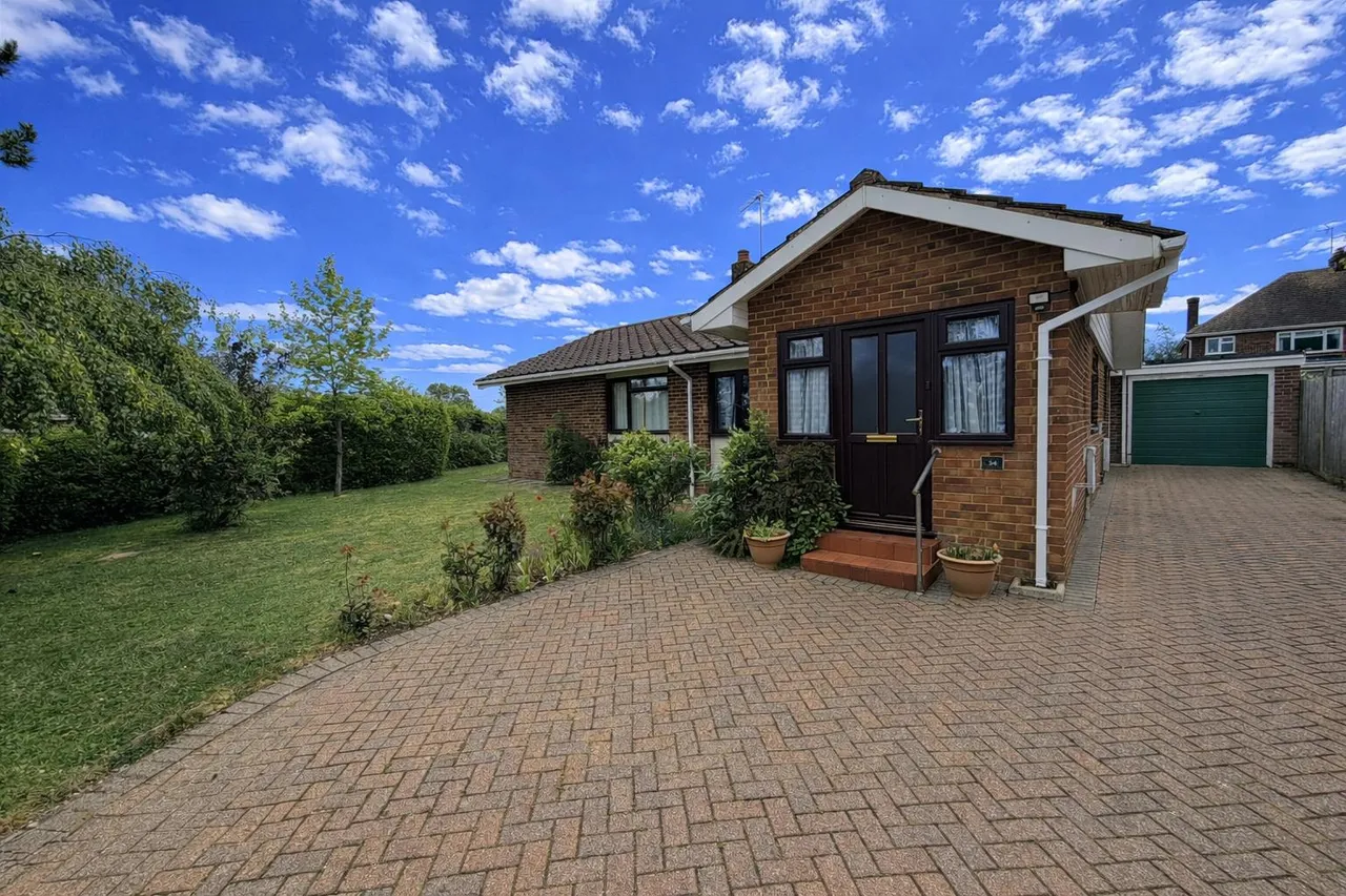 School Drive, Milton Keynes, MK17, photo 28