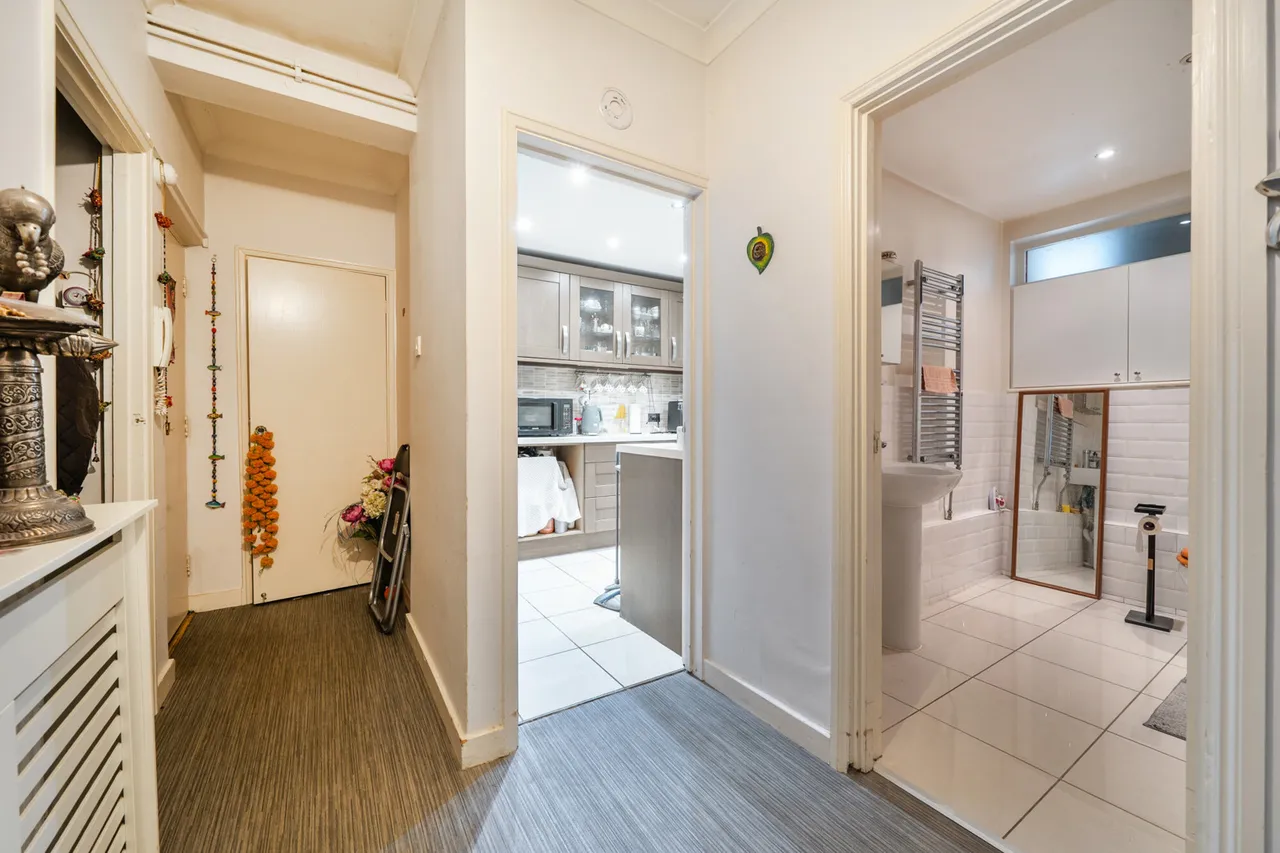 Westfield Park, Pinner, HA5, photo 12