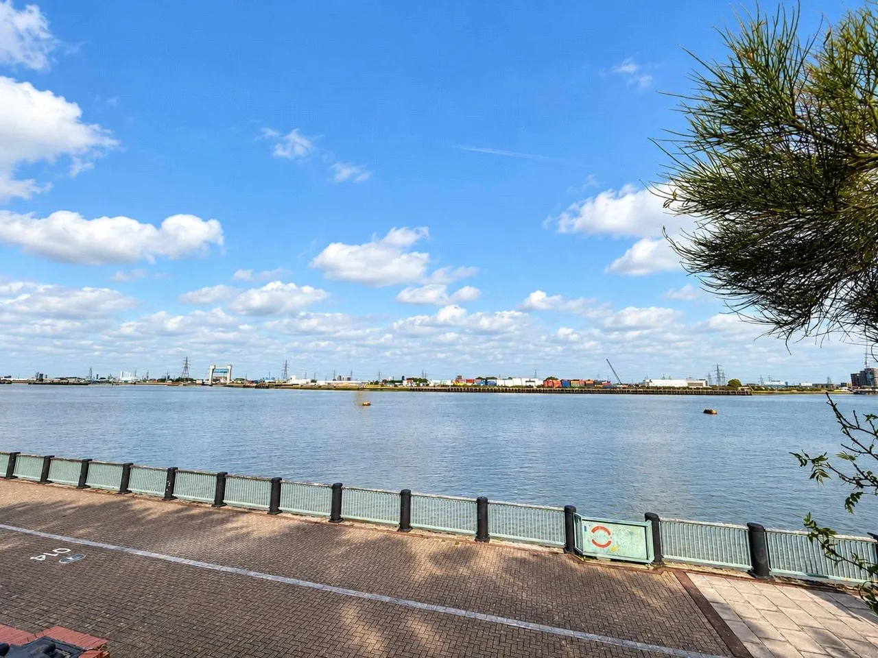 Greenhaven Drive, London, SE28, photo 12