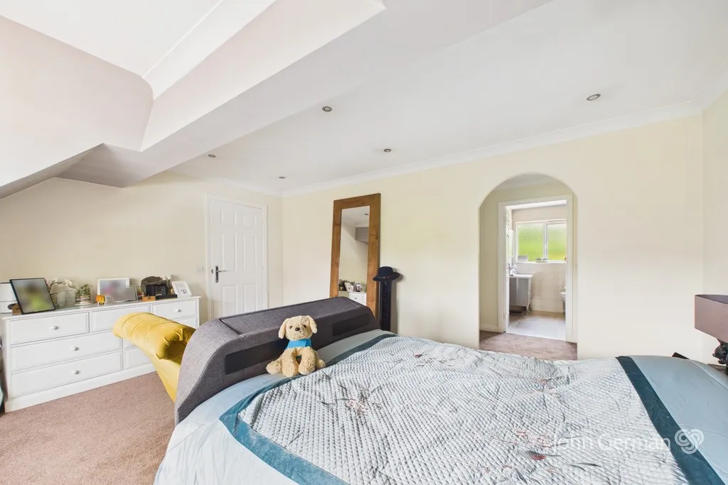 Drovers Way, Ashbourne, photo 13