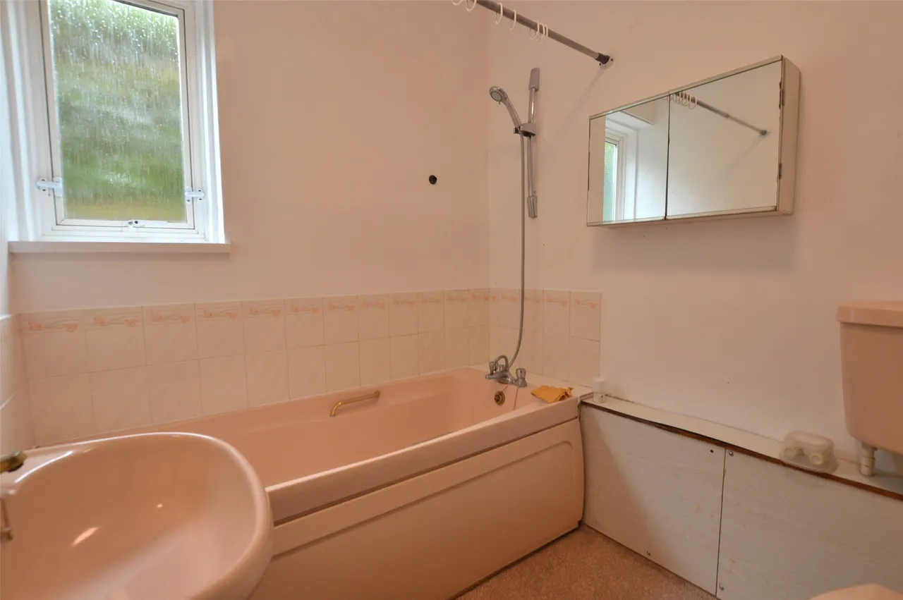 Flanchford Road, Reigate, RH2 8AA, photo 7