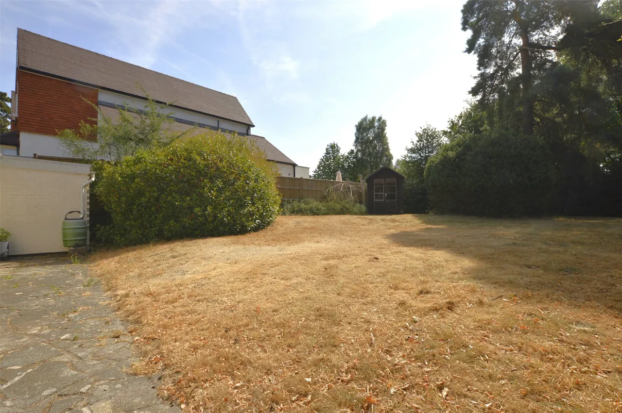 Flanchford Road, Reigate, RH2 8AA, photo 9