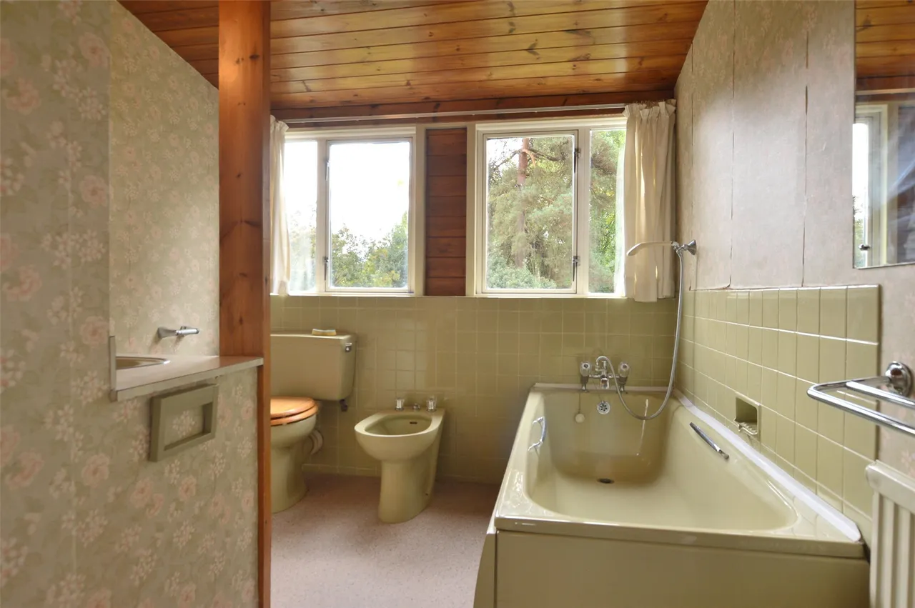 Flanchford Road, Reigate, RH2 8AA, photo 11
