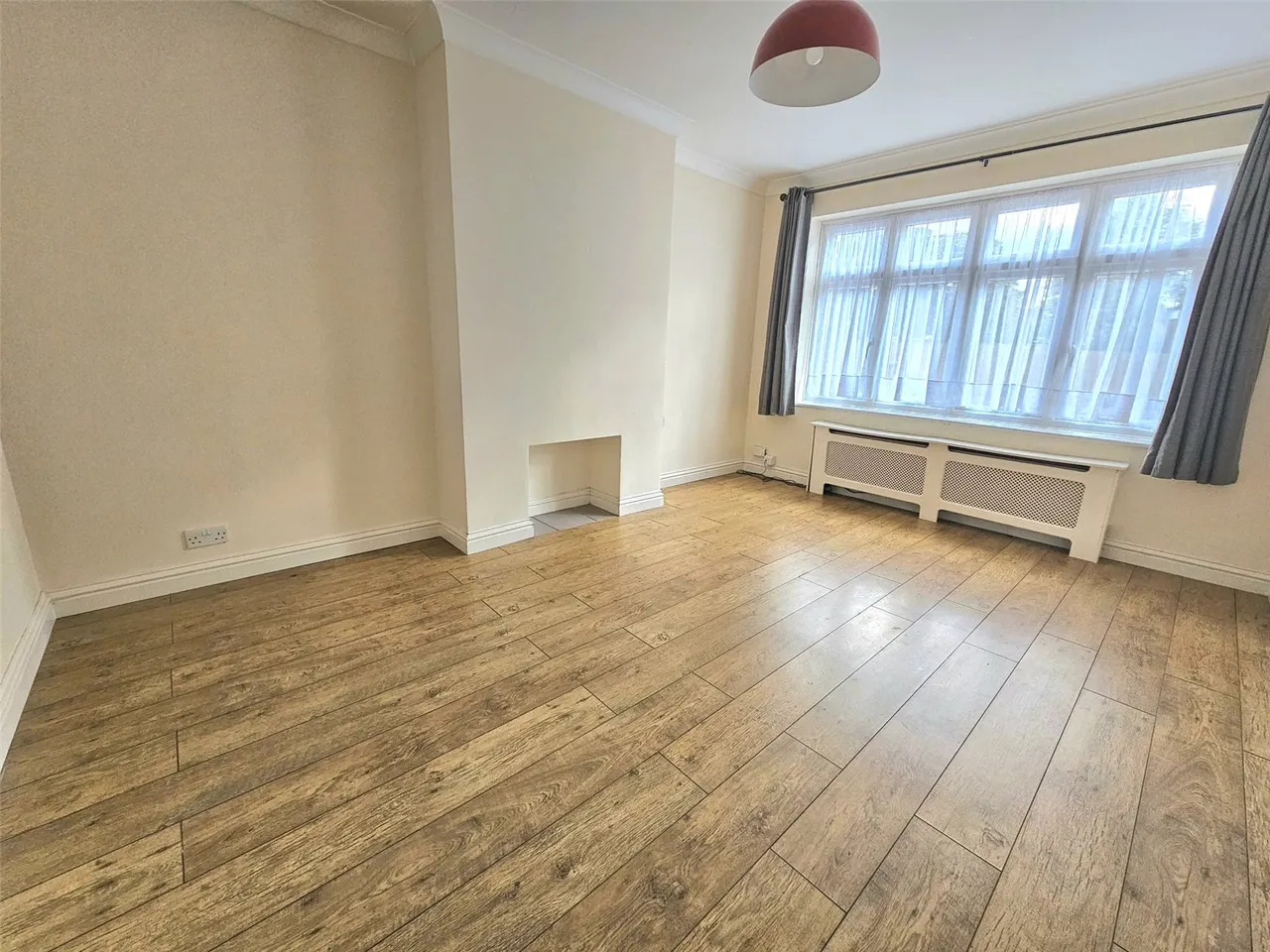 Kings Grove, Romford, RM1, photo 2